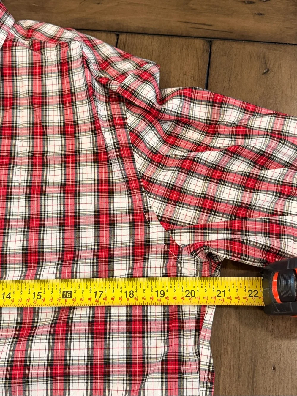 J. Crew Red and White Plaid Button-Down Shirt Classic Fit Flex Wrinkle Free #490